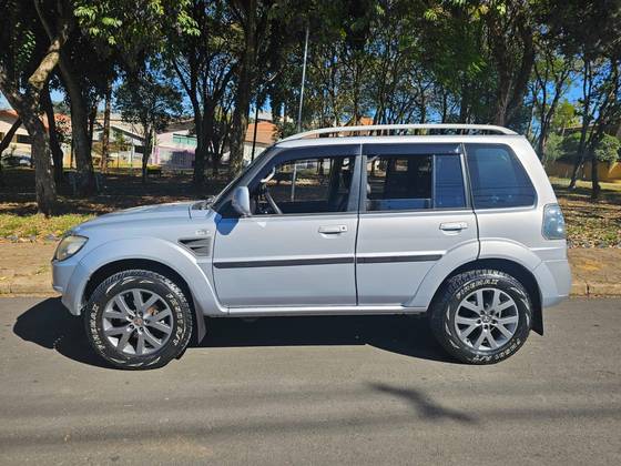 MITSUBISHI PAJERO TR4 2.0 4X2 16V 140CV FLEX 4P AUTOMÁTICO MITSUBISHI PAJERO TR4 2.0 4X2 16V 140CV FLEX 4P AUTOMÁTICO